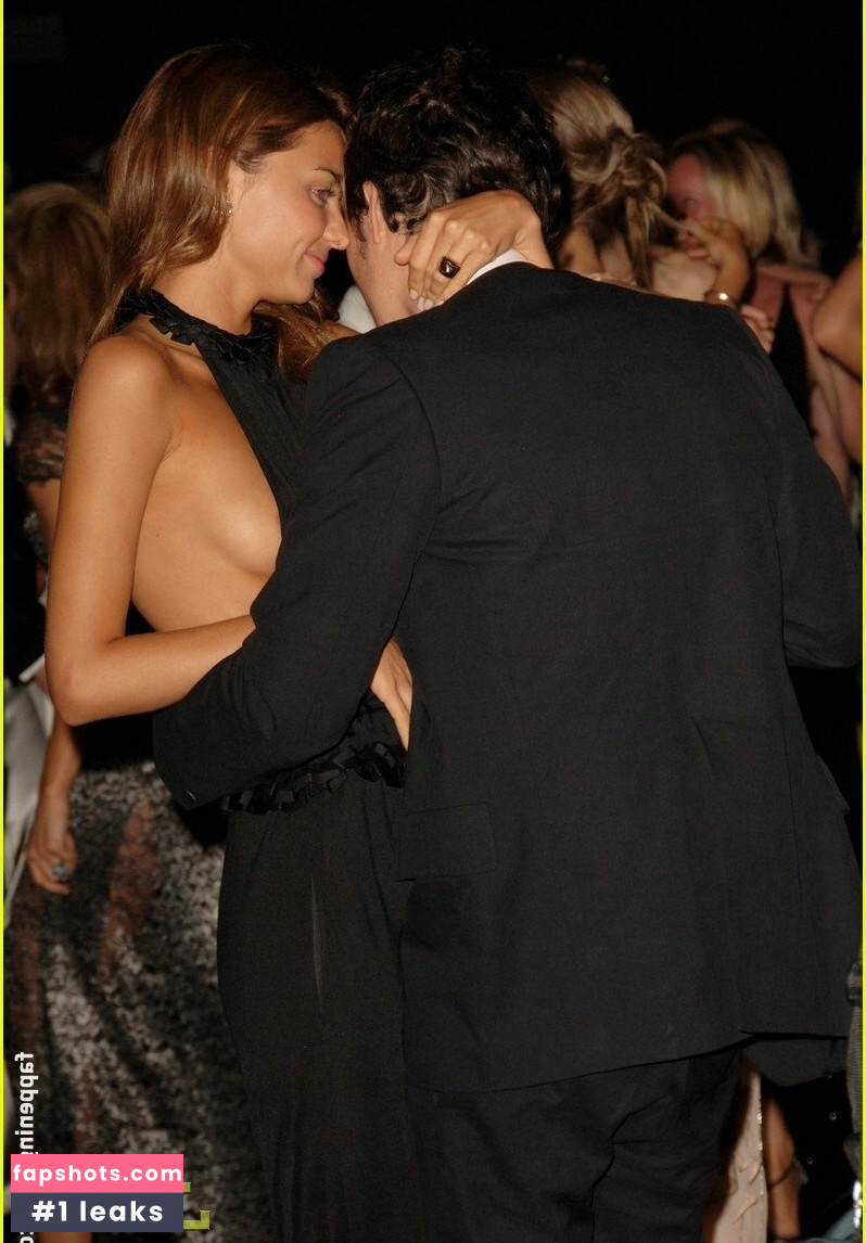 Miranda Kerr Nude Leaks OnlyFans Photos #639 - LeakJerk