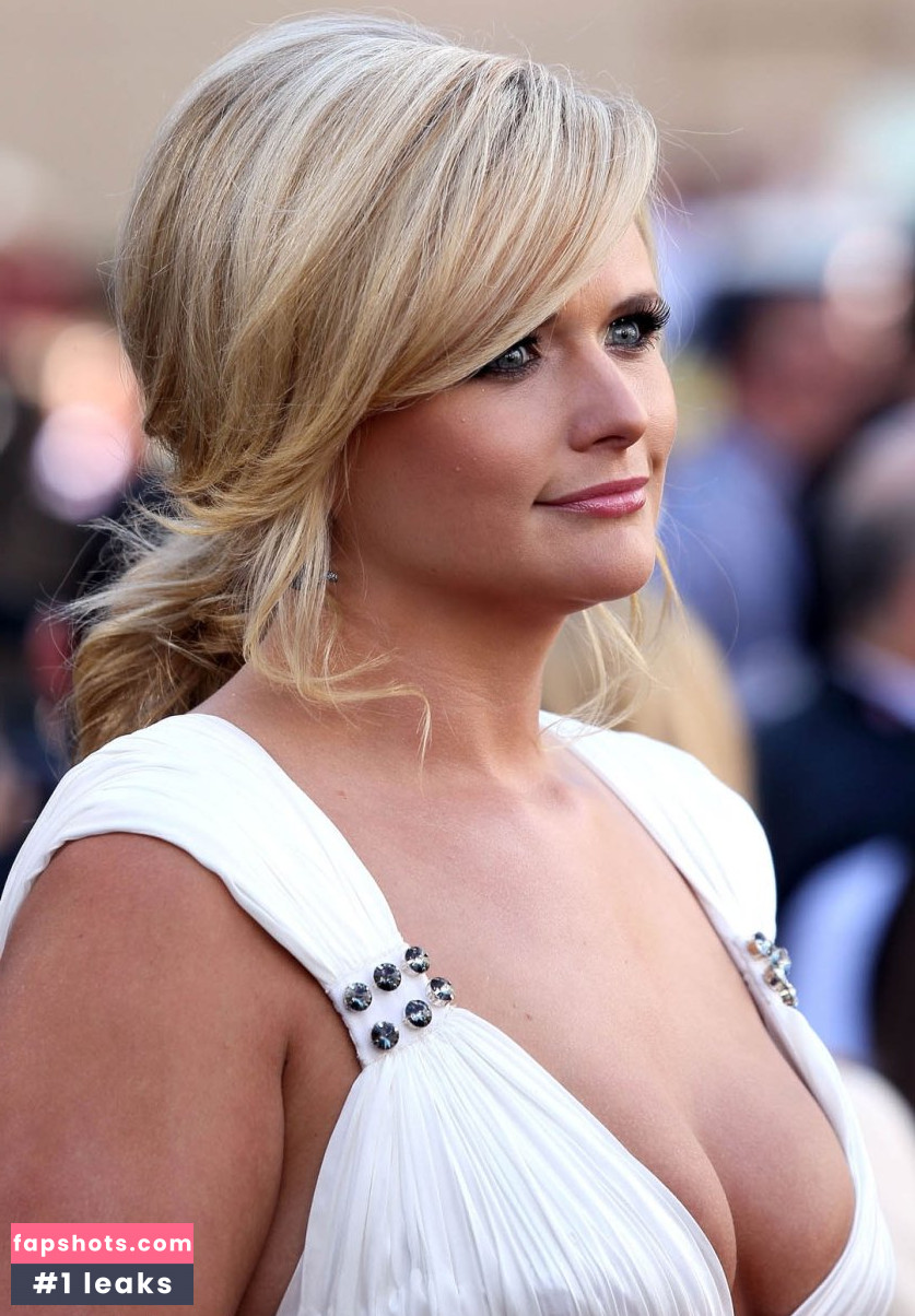 Miranda Lambert Nude Leaks OnlyFans Photos #74 - LeakJerk