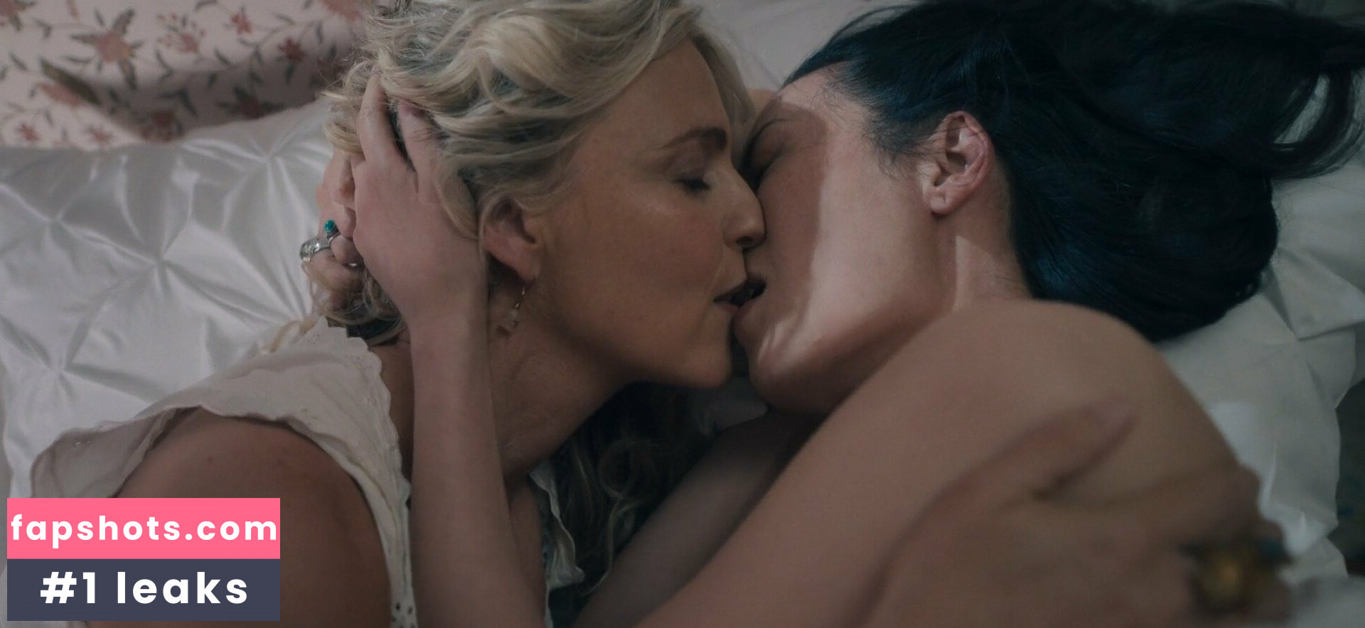 Miranda Raison gallery photo #9