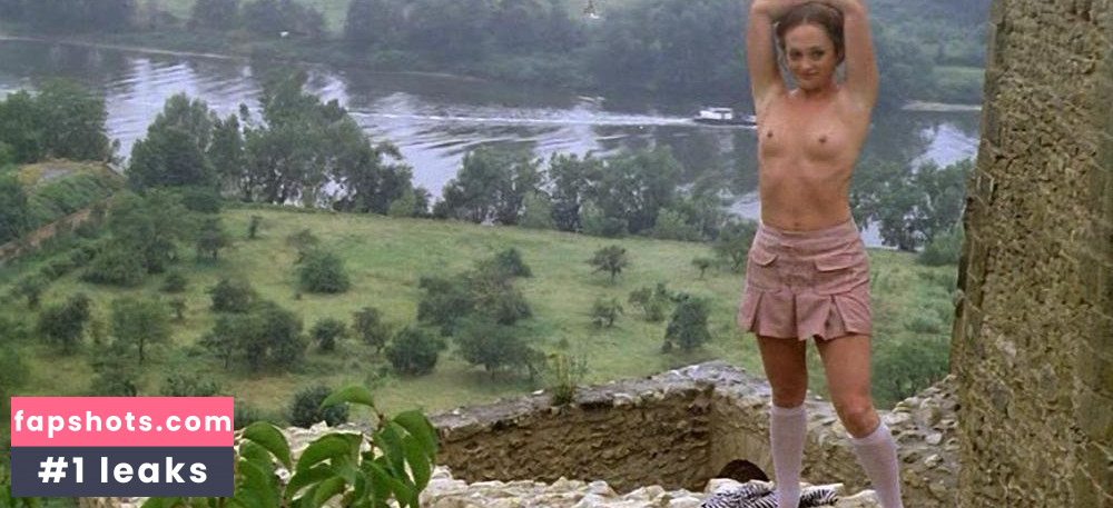 Mireille Dargent gallery photo #5