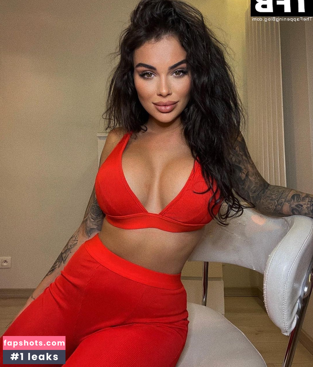 Mirella Papciak gallery photo #24