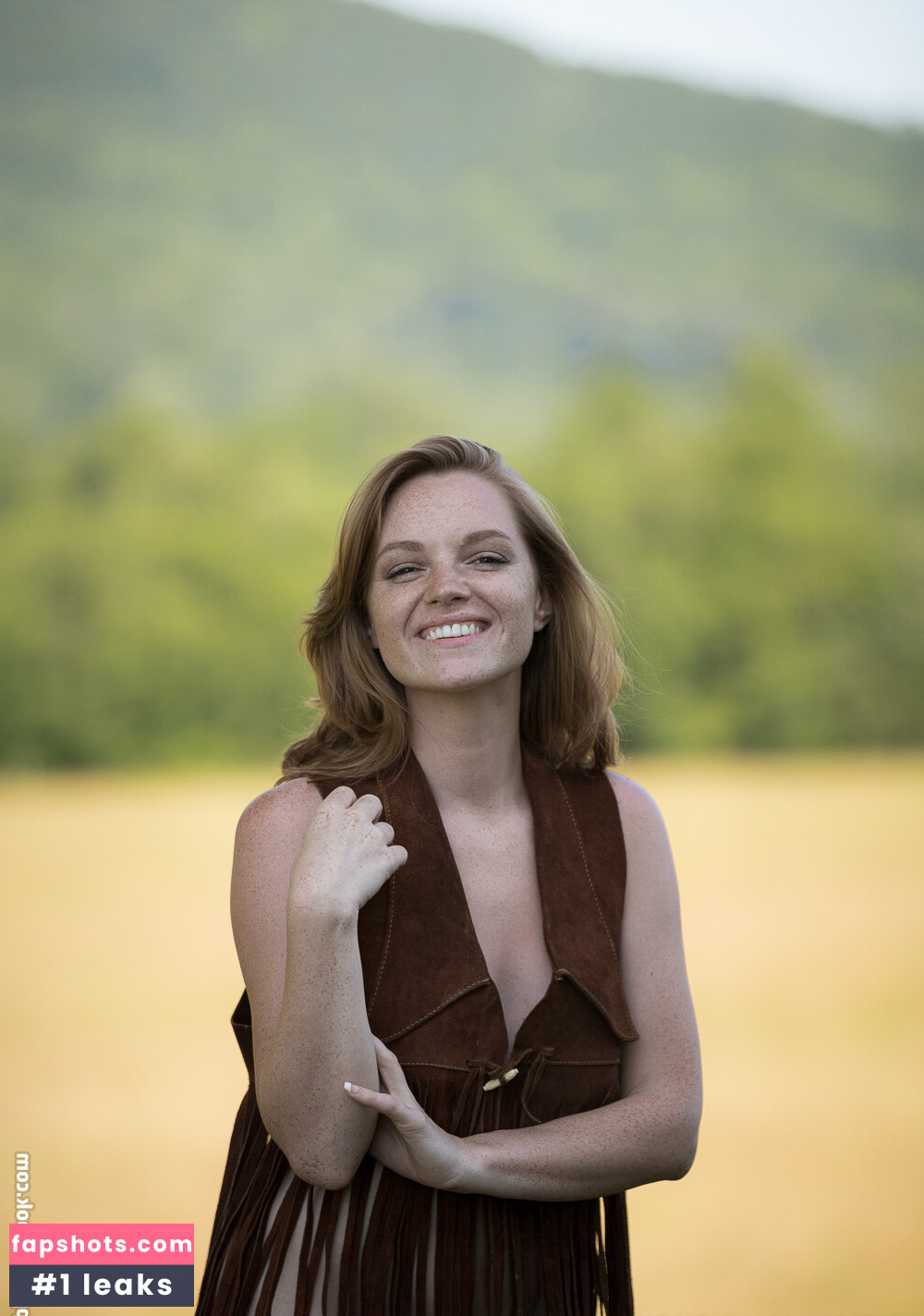 Miriam Chick gallery photo #2