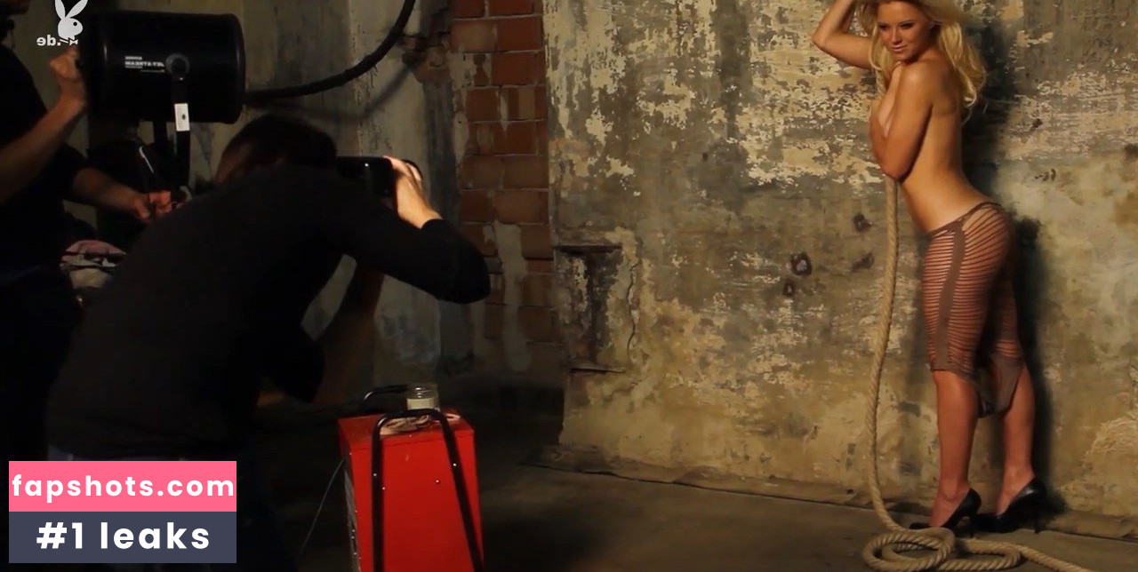 Miriam Gössner gallery photo #9