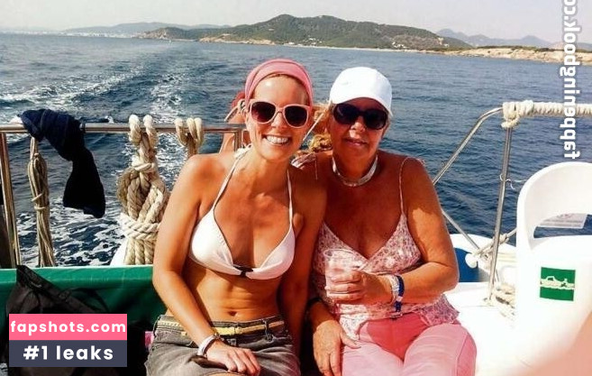 Miriam Lange gallery photo #12