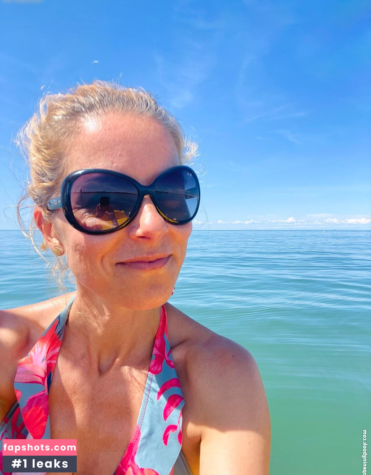 Miriam Lange gallery photo #4