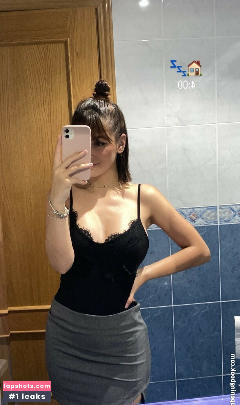 Miriam Villoria Nude Leaks OnlyFans Photos #5 - LeakJerk