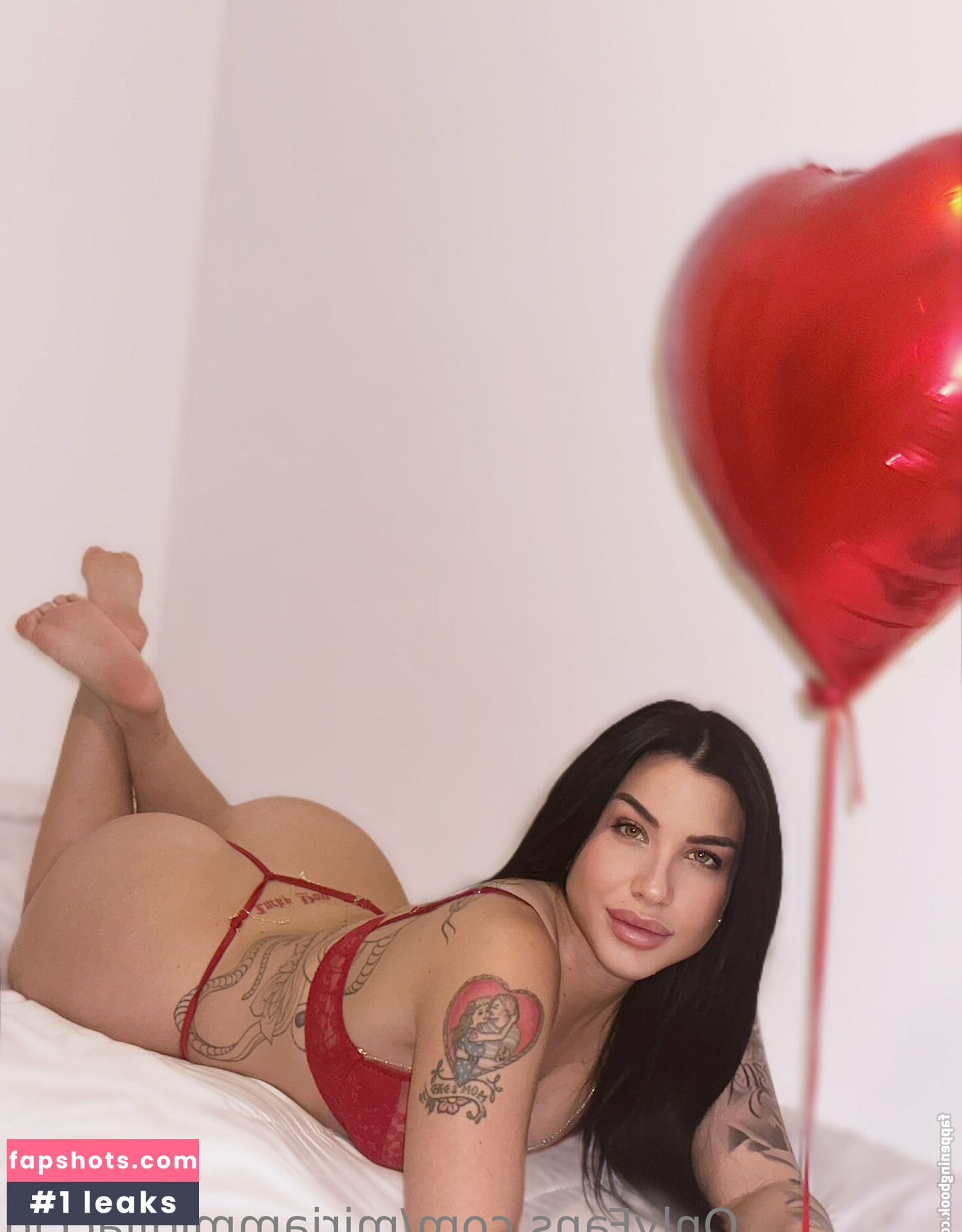 miriammigliaccio nude babe gallery