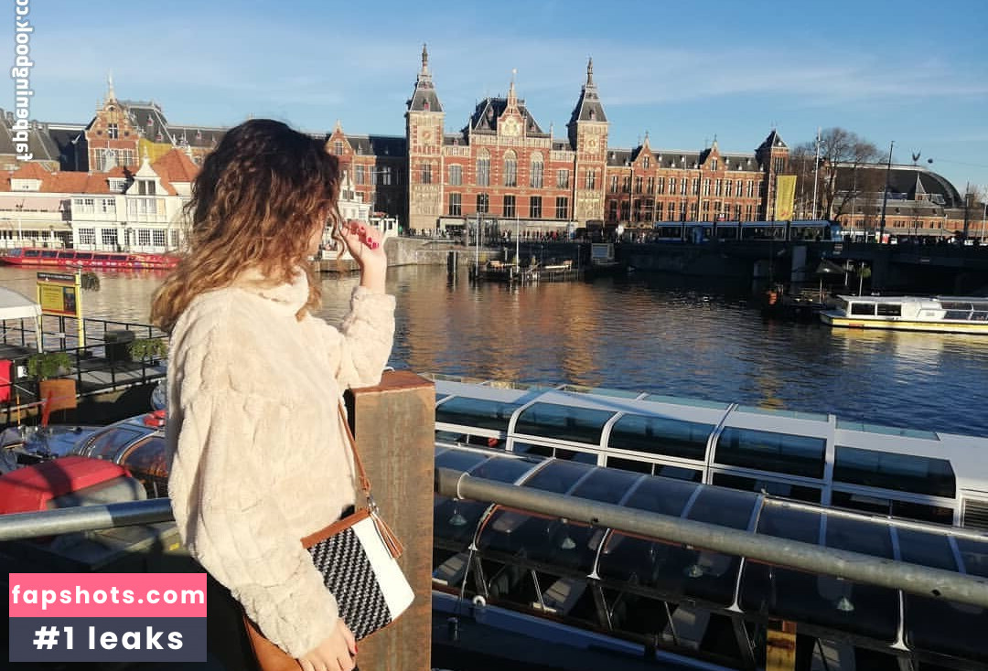 miriamvilloria gallery photo #8