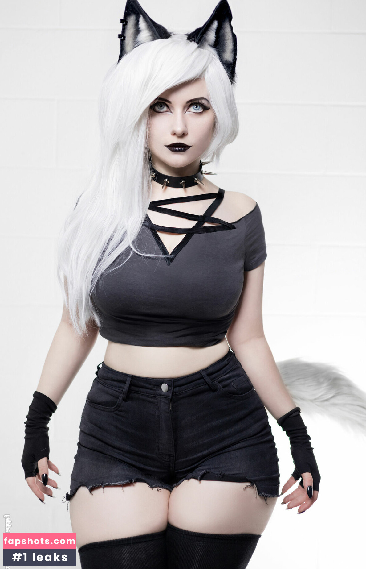 Mirikashi Cosplay gallery photo #355