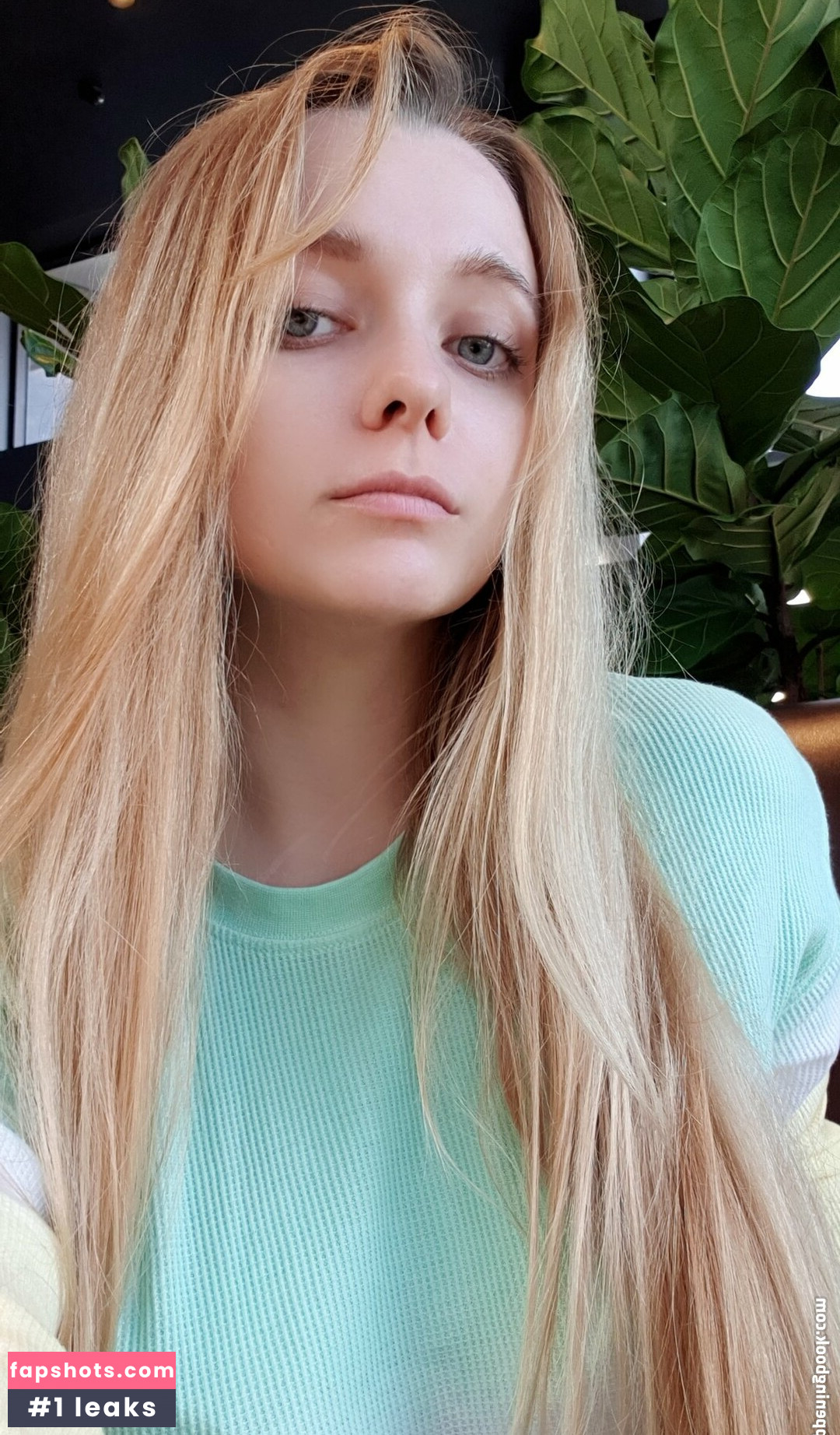 Mirikashi Cosplay gallery photo #372