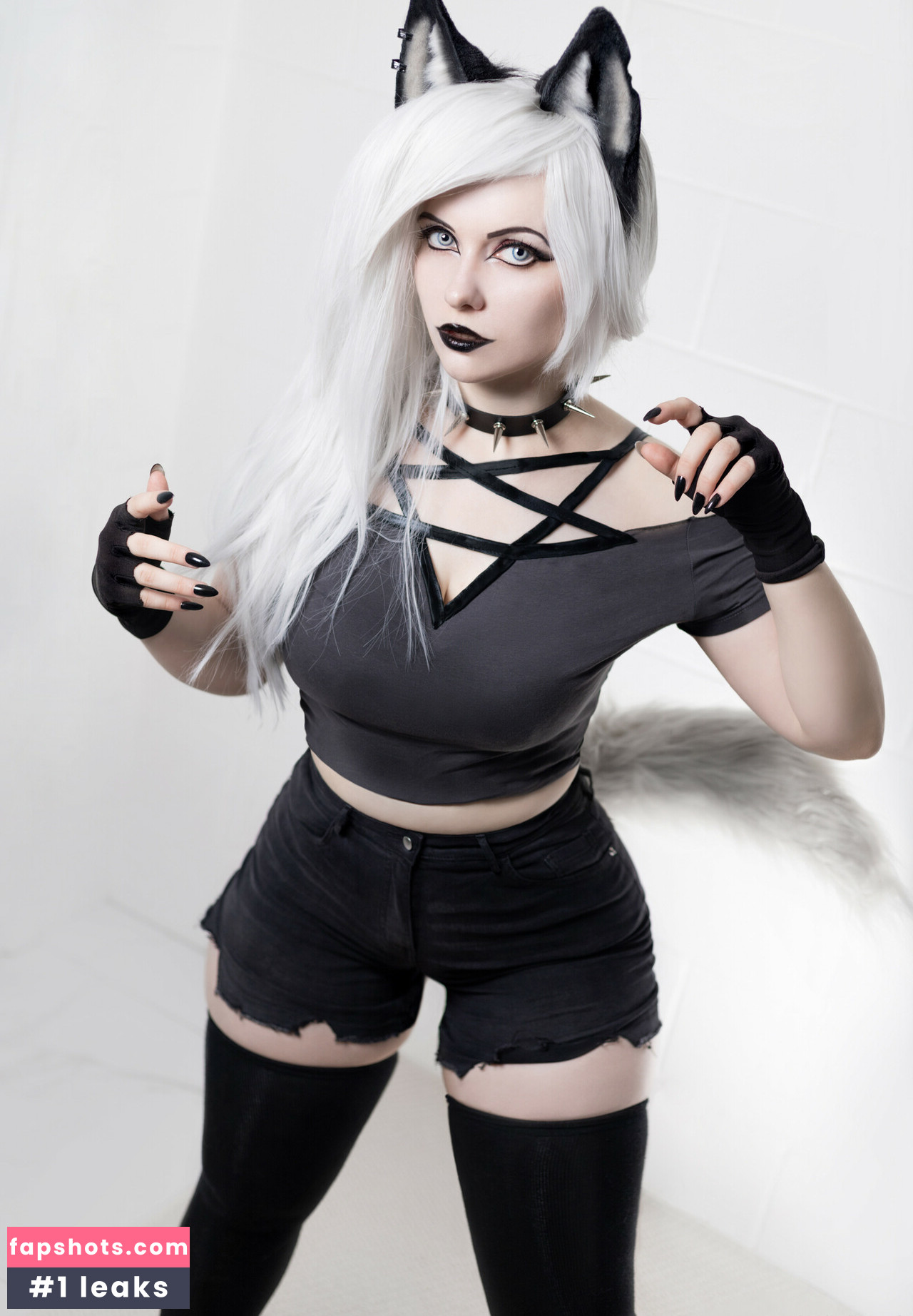 Mirikashi Cosplay gallery photo #380