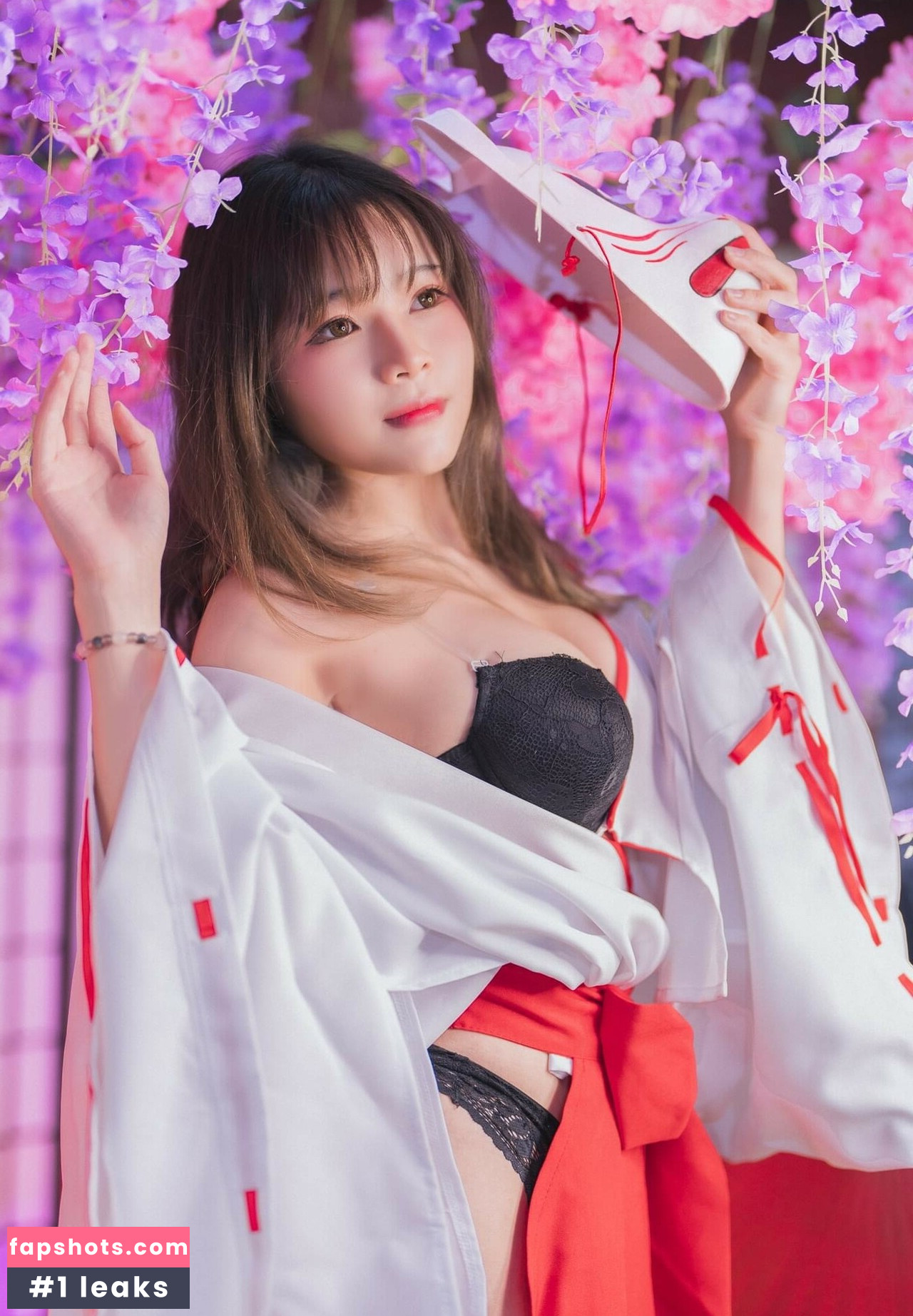 MirinShu gallery photo #5