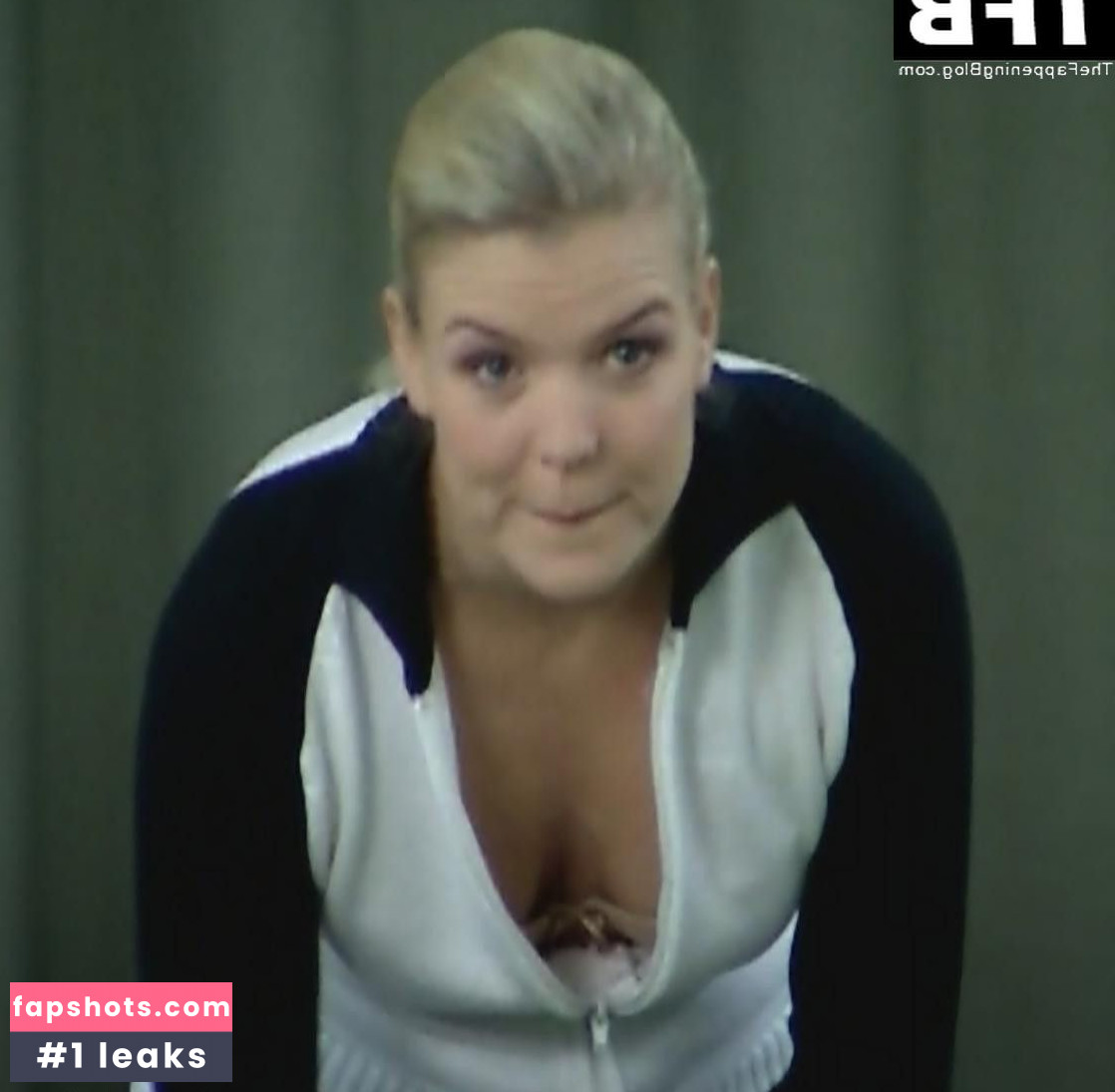 Mirja Boes gallery photo #13