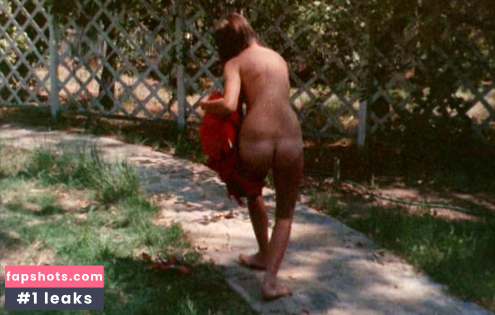 Mirka Madnadraszky nude babe gallery