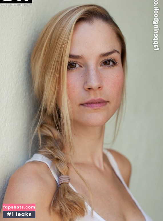 Mirka Pigulla gallery photo #6