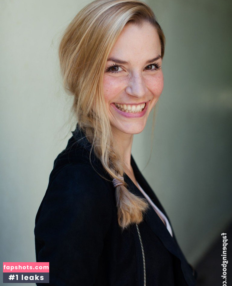 Mirka Pigulla gallery photo #9