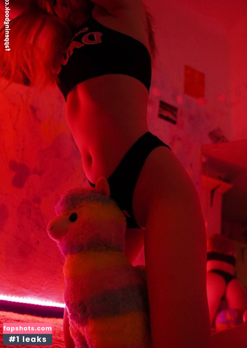 Mirkotiki gallery photo #184