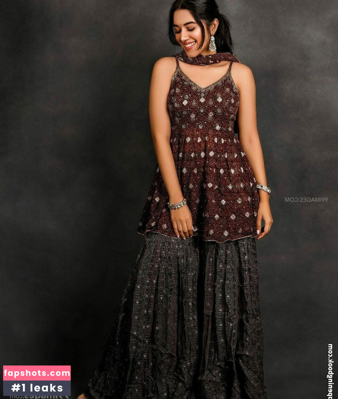 Mirnalini Ravi Filtración Desnuda OnlyFans Foto #12 - Fapshots