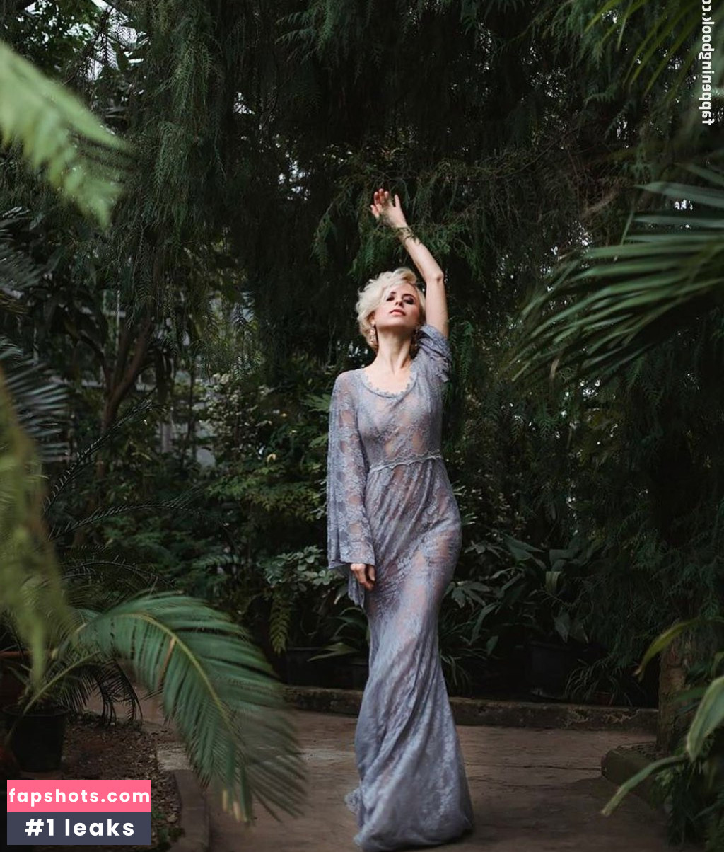 Miroslava Karpovich gallery photo #35