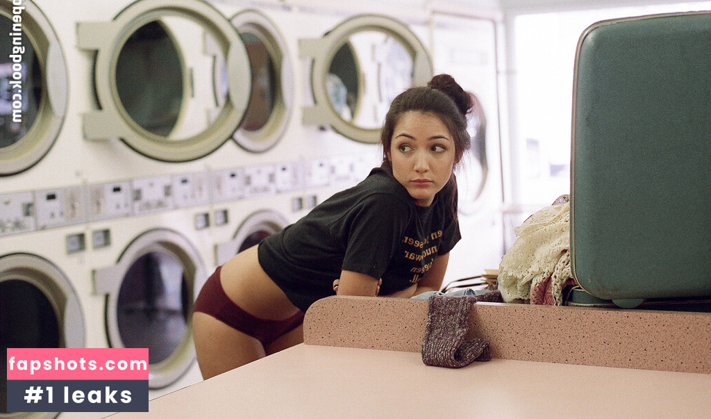 Misa Campo gallery photo #47