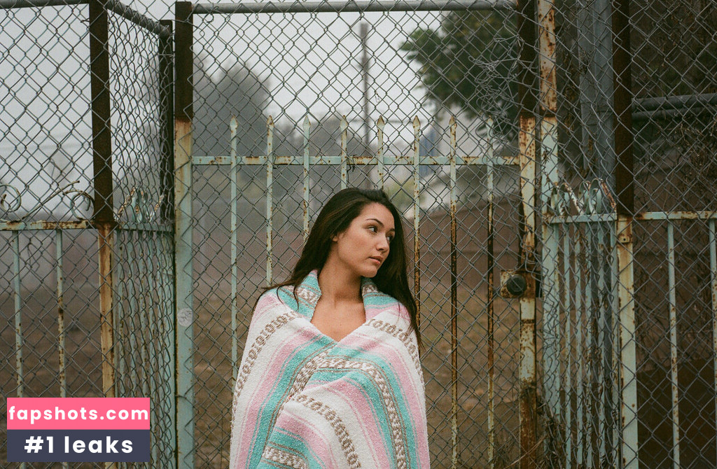 Misa Campo gallery photo #49