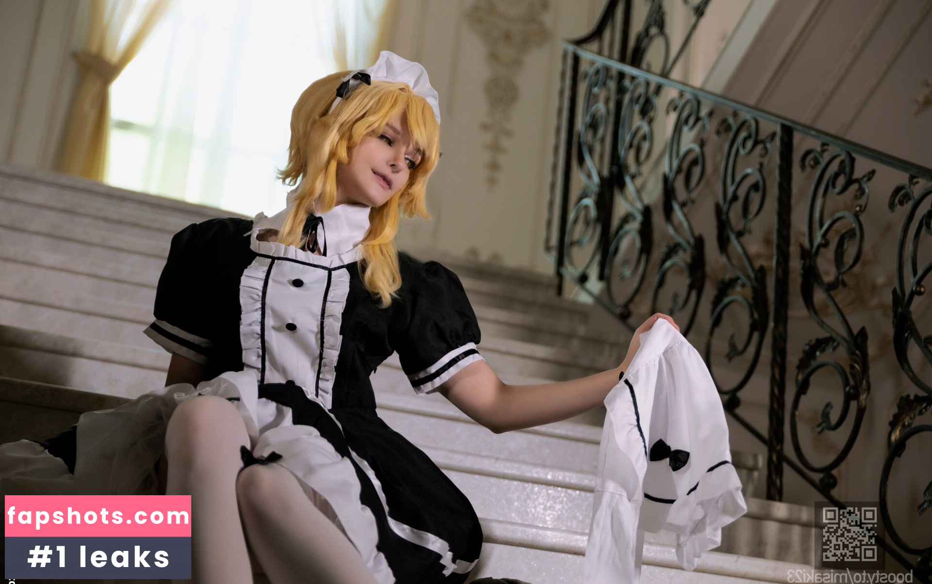 Misaki23 gallery photo #23