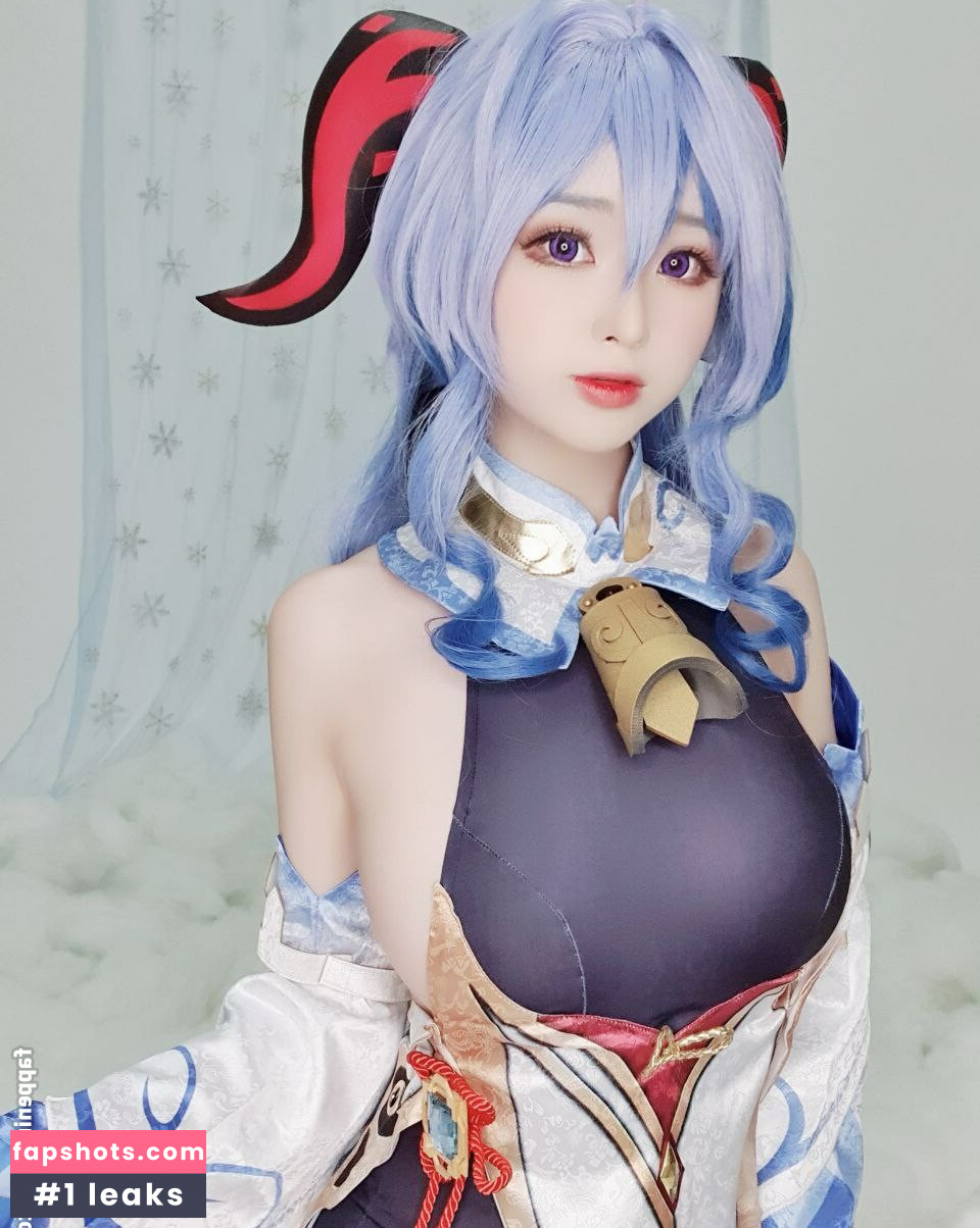 Misakicos gallery photo #32