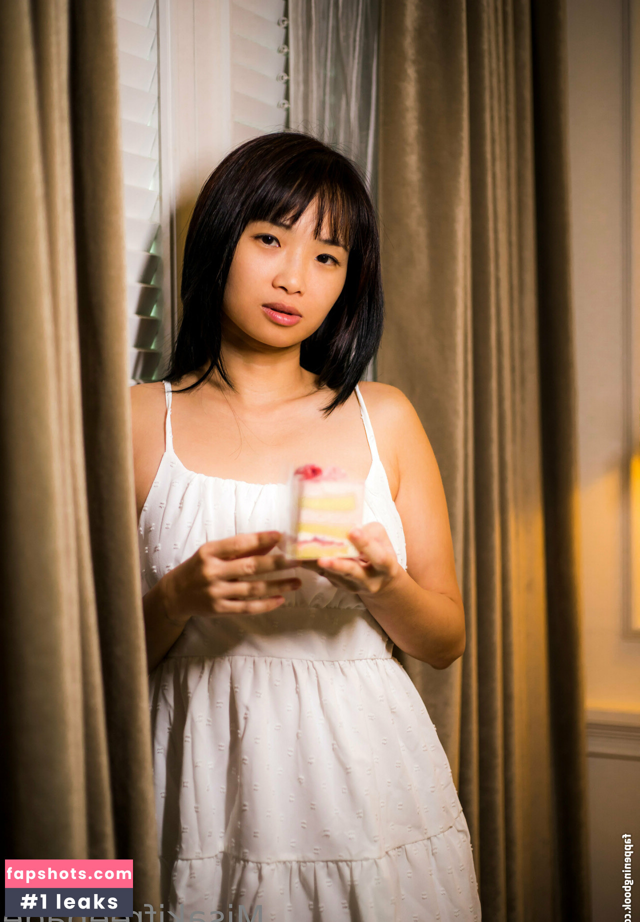 misakifreepage nude babe gallery