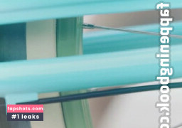 Mischa Brooks gallery photo #13