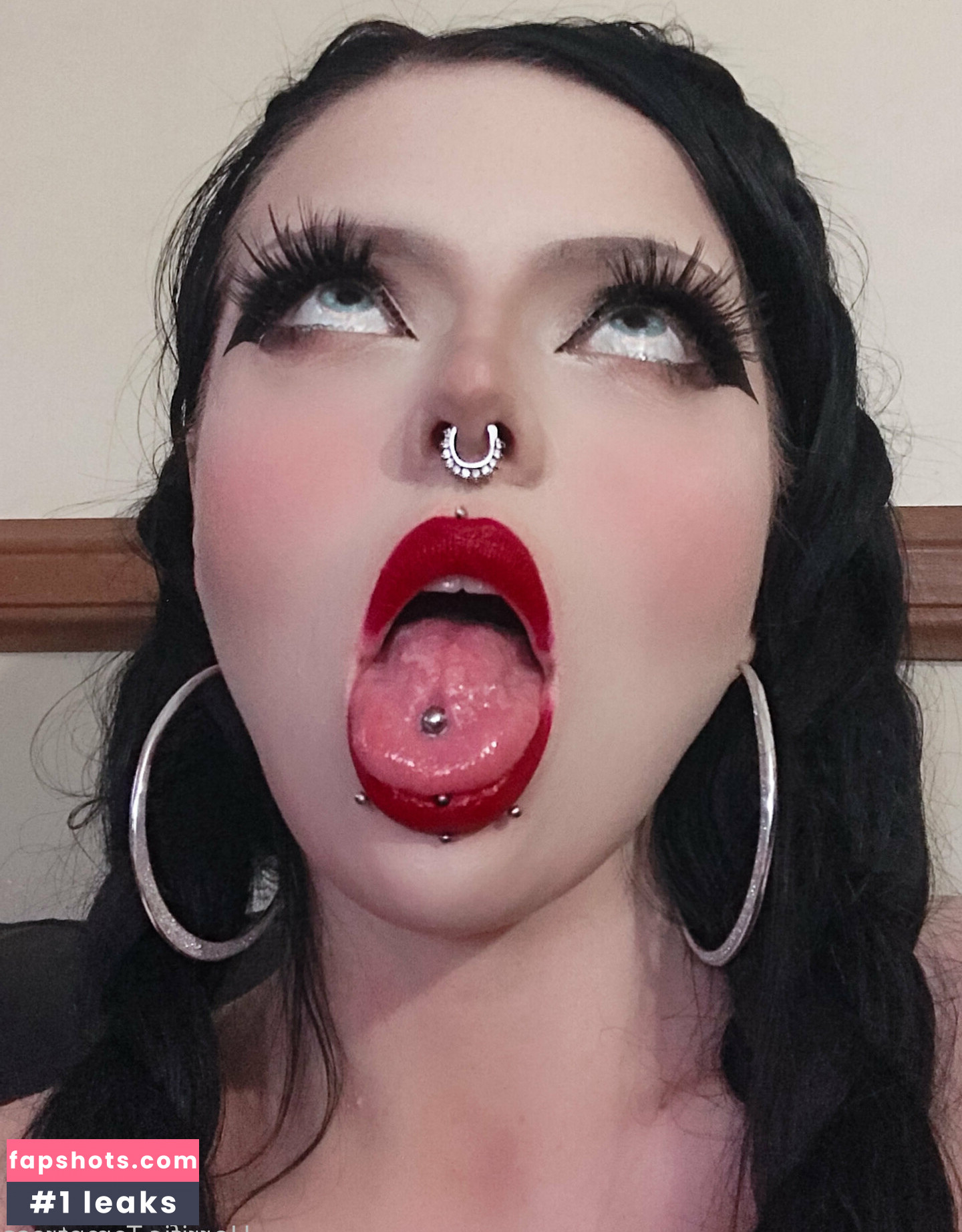 mischa-cleo-moore gallery photo #13