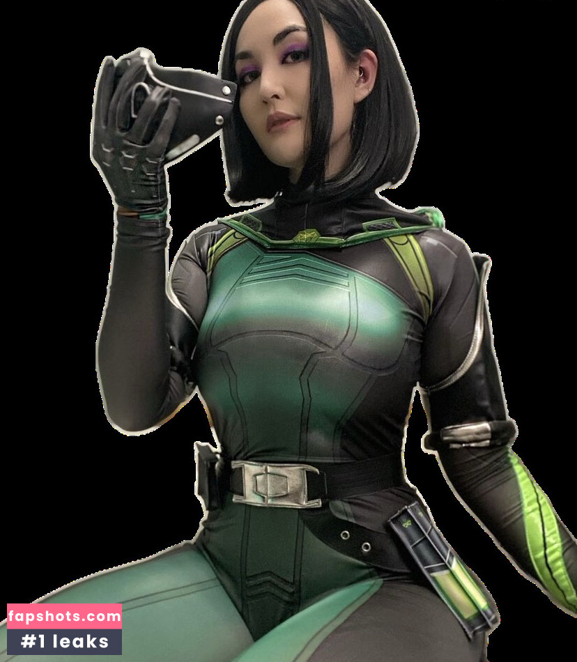 Misfit Kay gallery photo #21