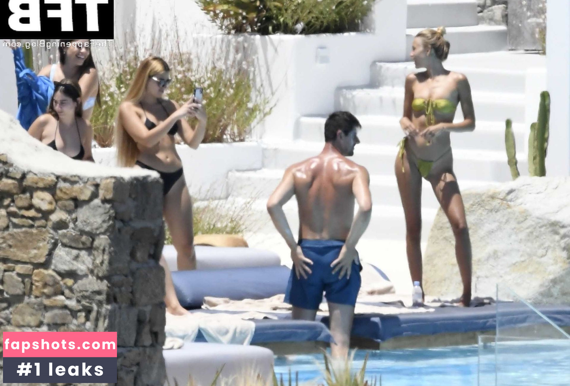 Mishel Gerzig gallery photo #34