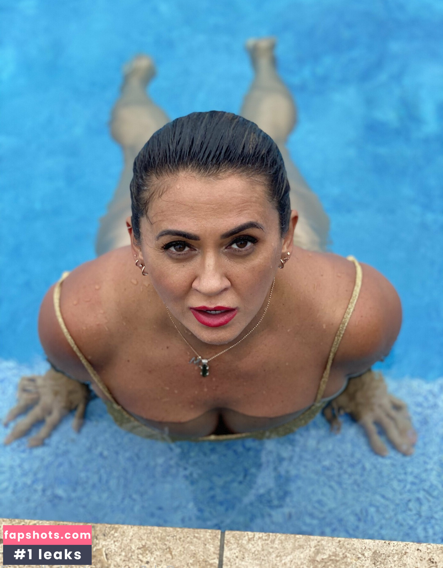 Mishel Karen gallery photo #26