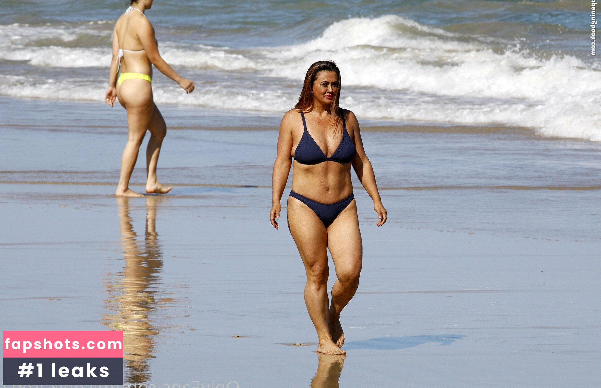 Mishel Karen gallery photo #27