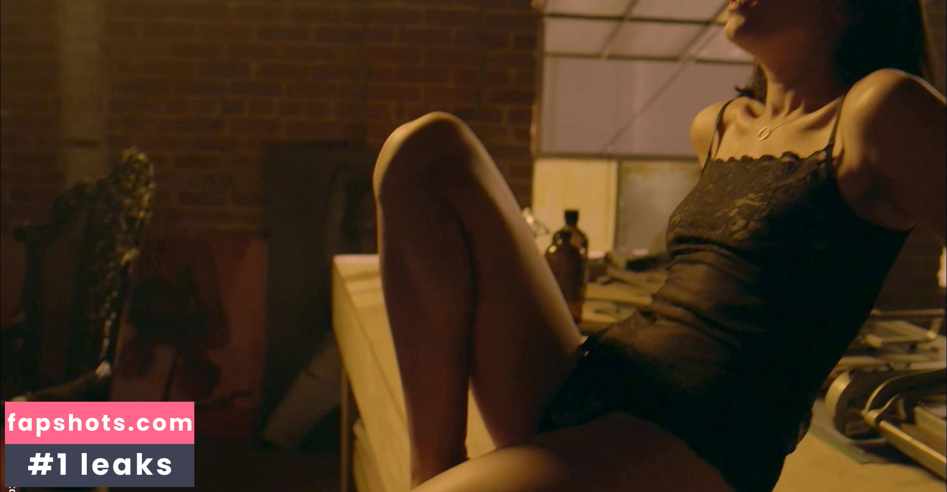 Mishel Prada gallery photo #4