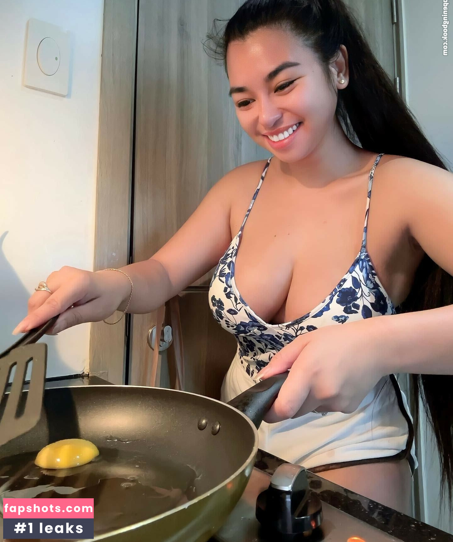 Mishuani gallery photo #15