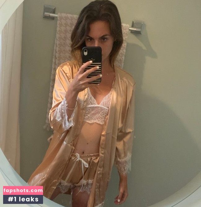 Miss Bell ASMR gallery photo #30