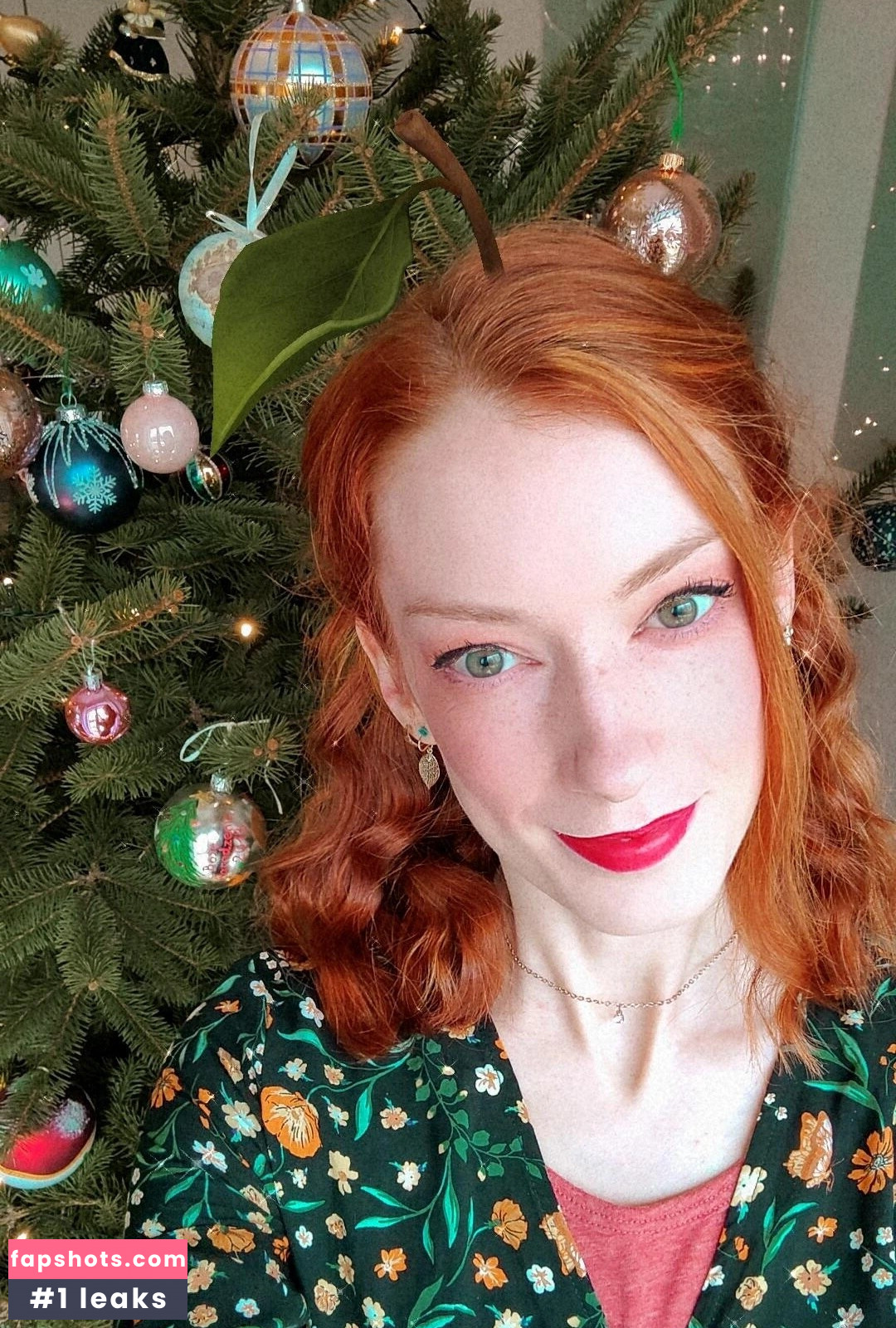 Miss Chloe ASMR gallery photo #47