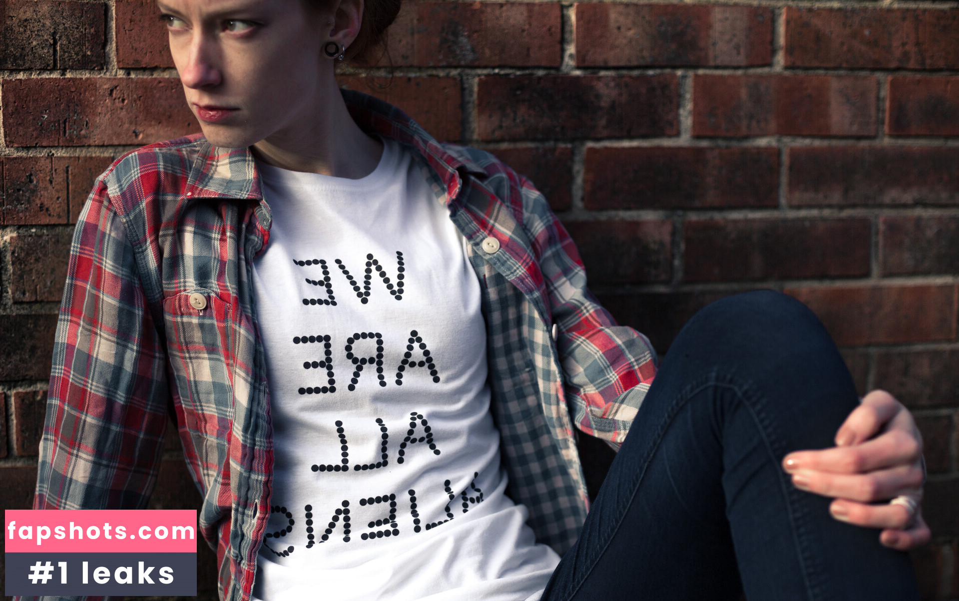 Miss Chloe ASMR gallery photo #53