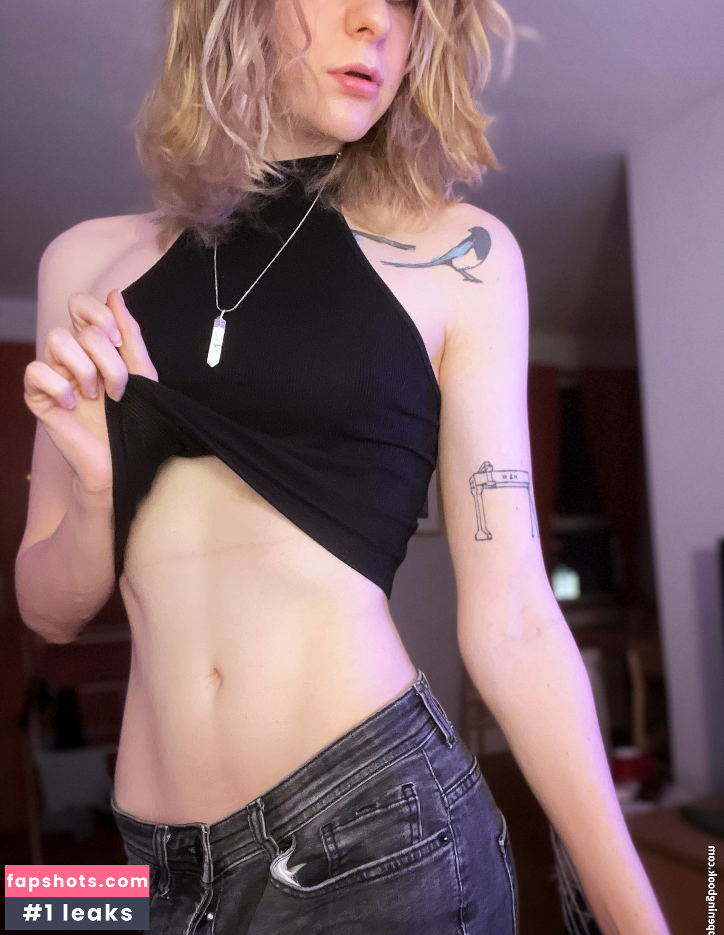 Miss_Crows_Nest gallery photo #11