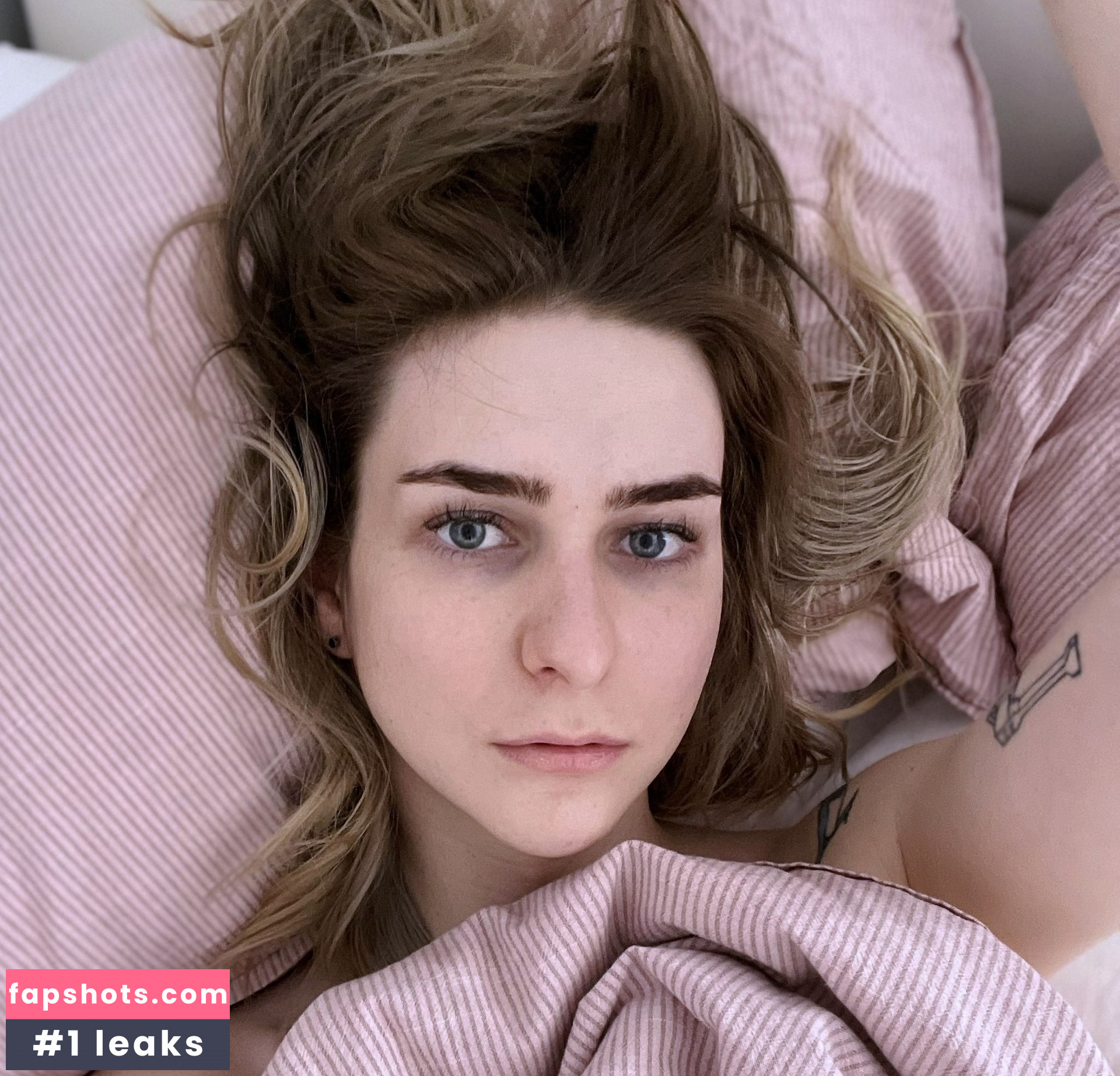 Miss_Crows_Nest gallery photo #13