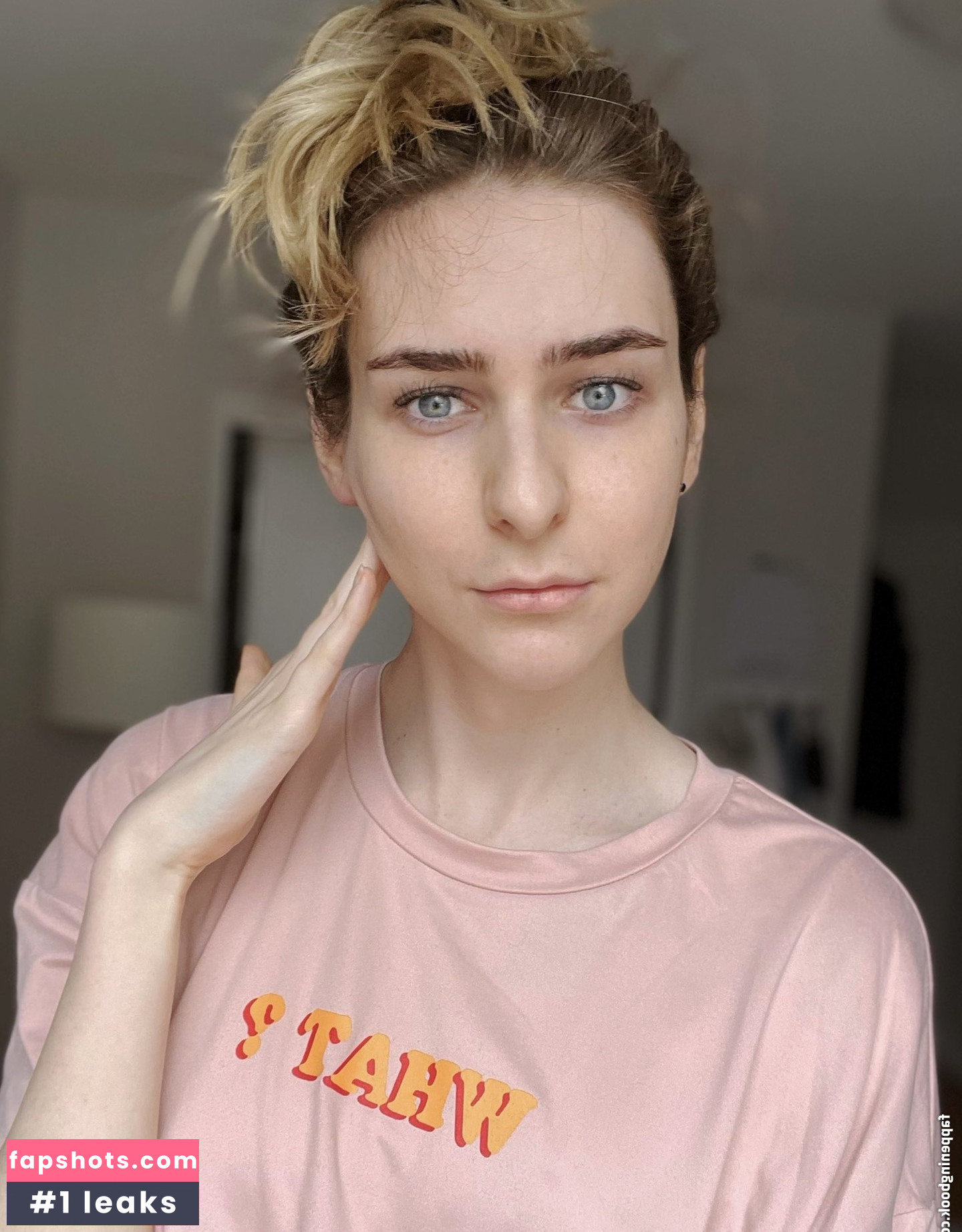 Miss_Crows_Nest gallery photo #14