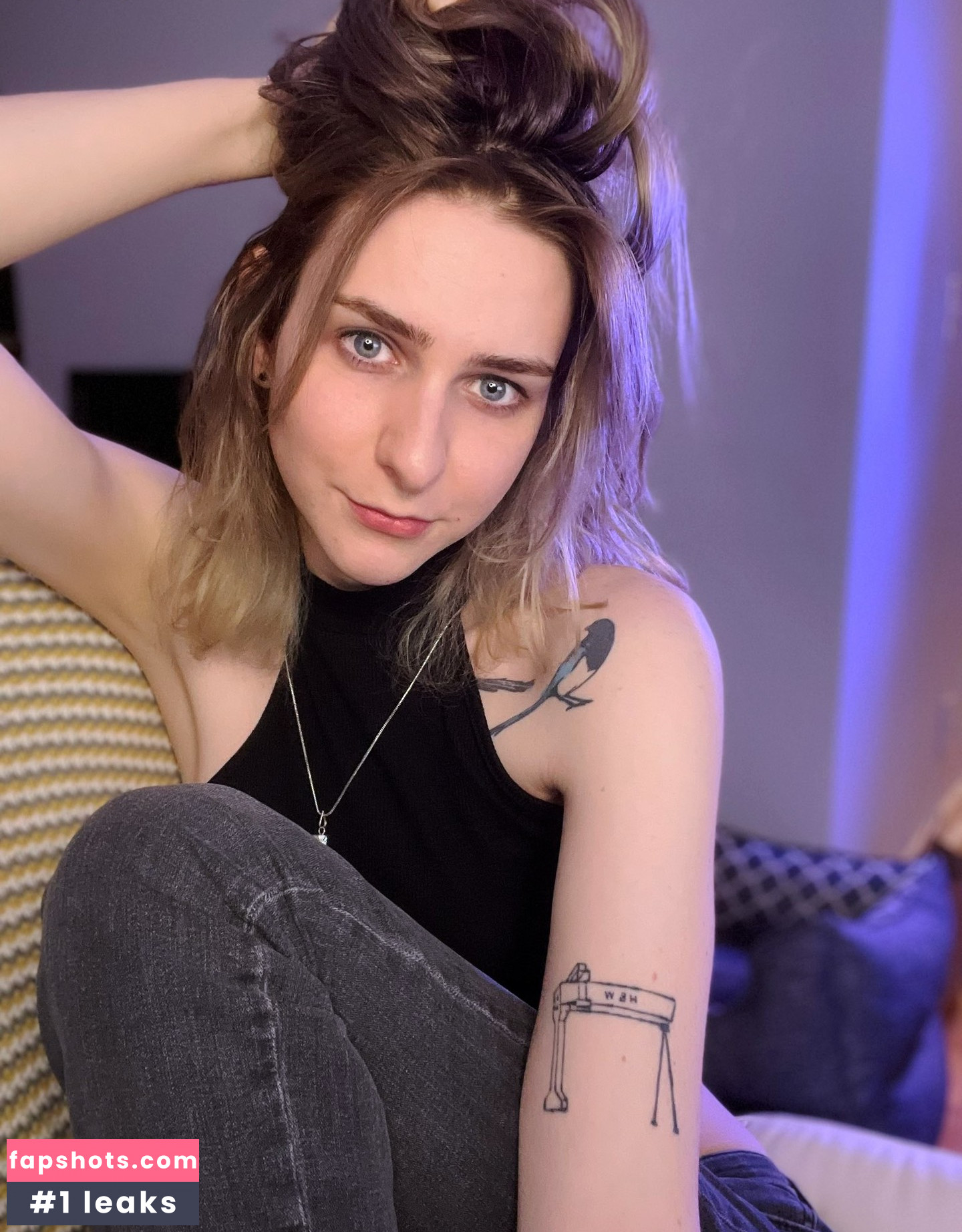 Miss_Crows_Nest gallery photo #25