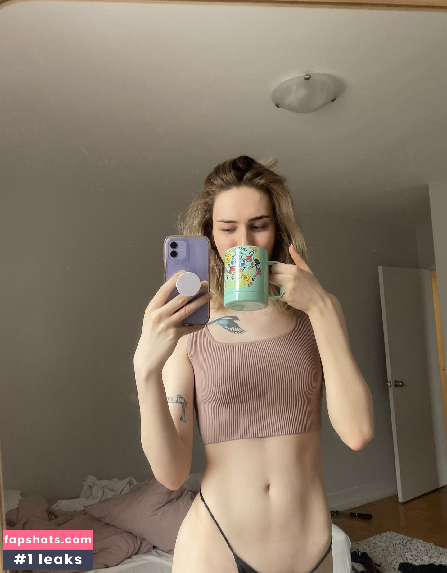 Miss_Crows_Nest gallery photo #29