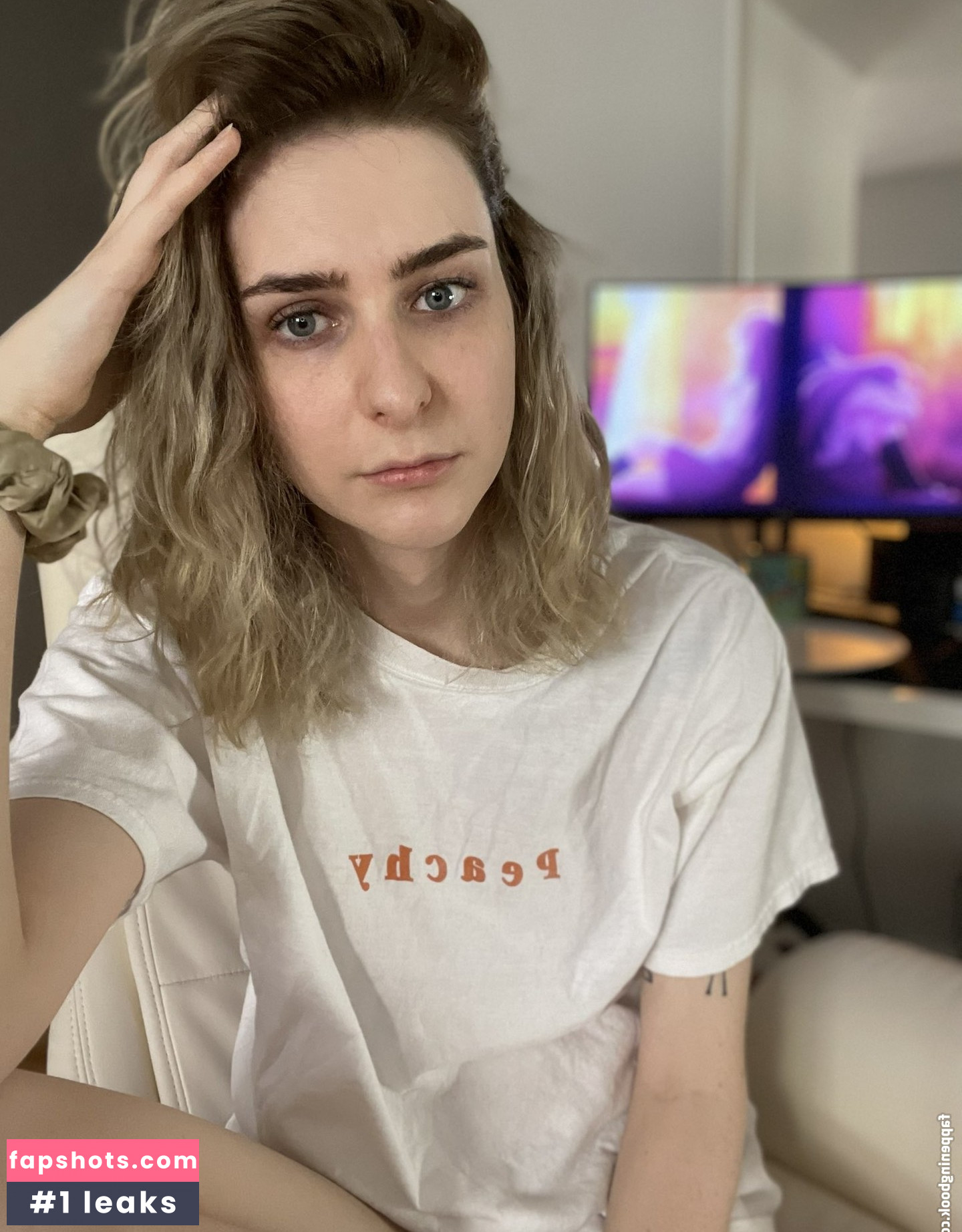 Miss_Crows_Nest gallery photo #31