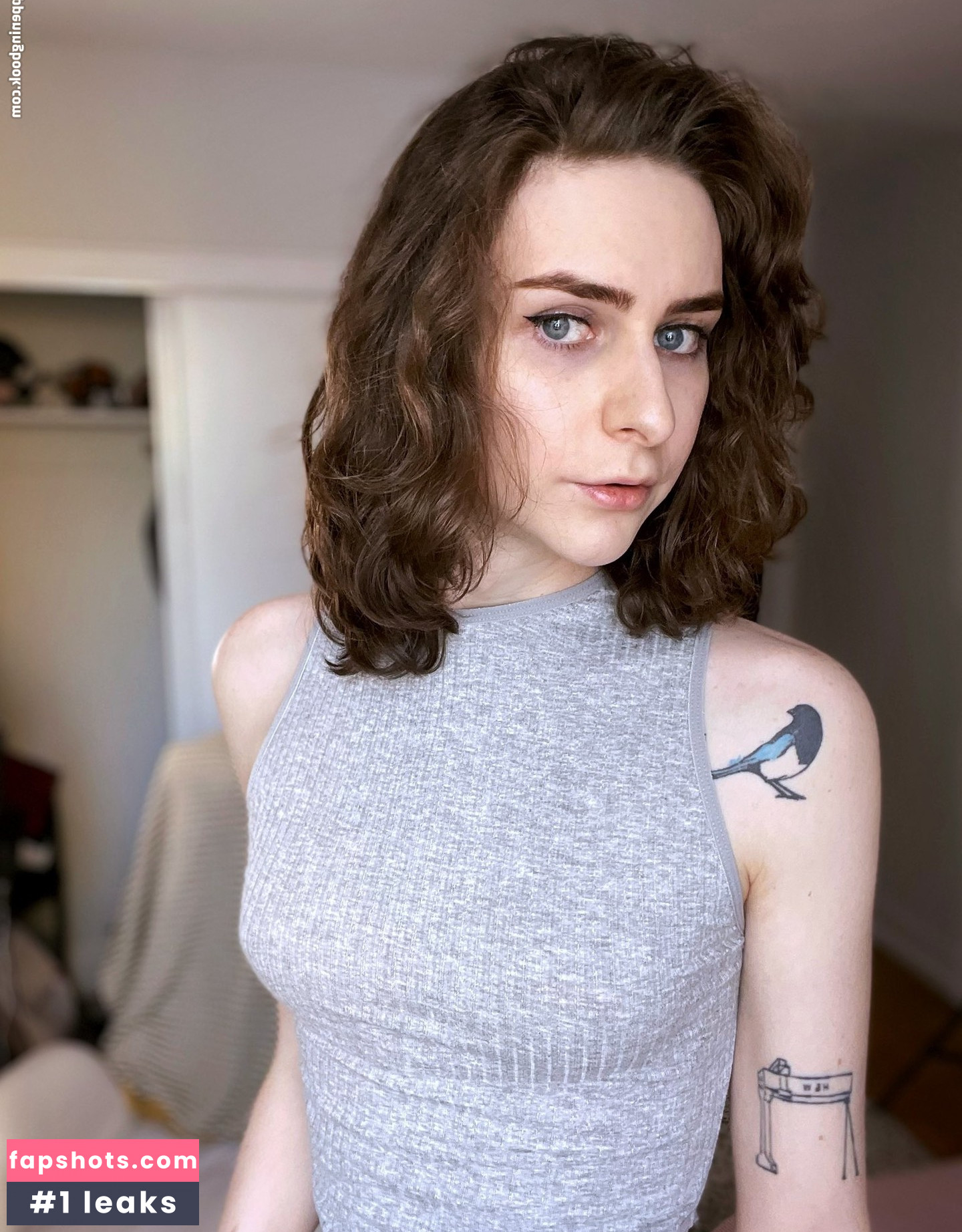 Miss_Crows_Nest gallery photo #33