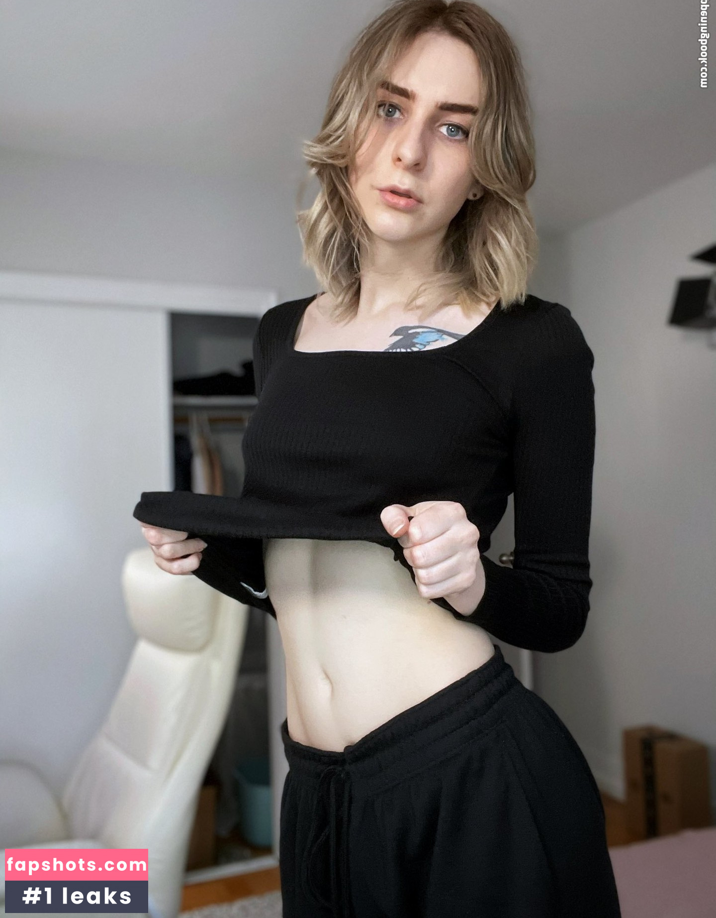 Miss_Crows_Nest gallery photo #36