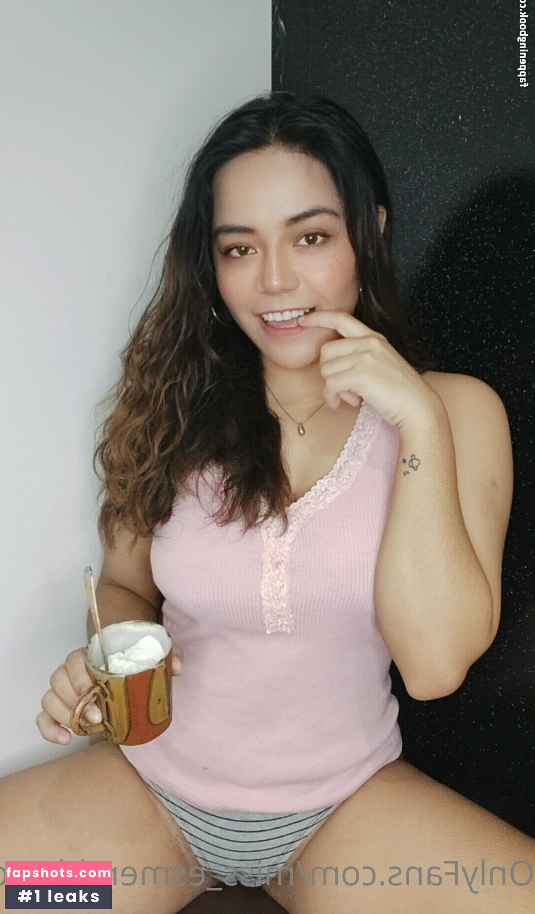 miss_esmeralda_rodriguez nude babe gallery