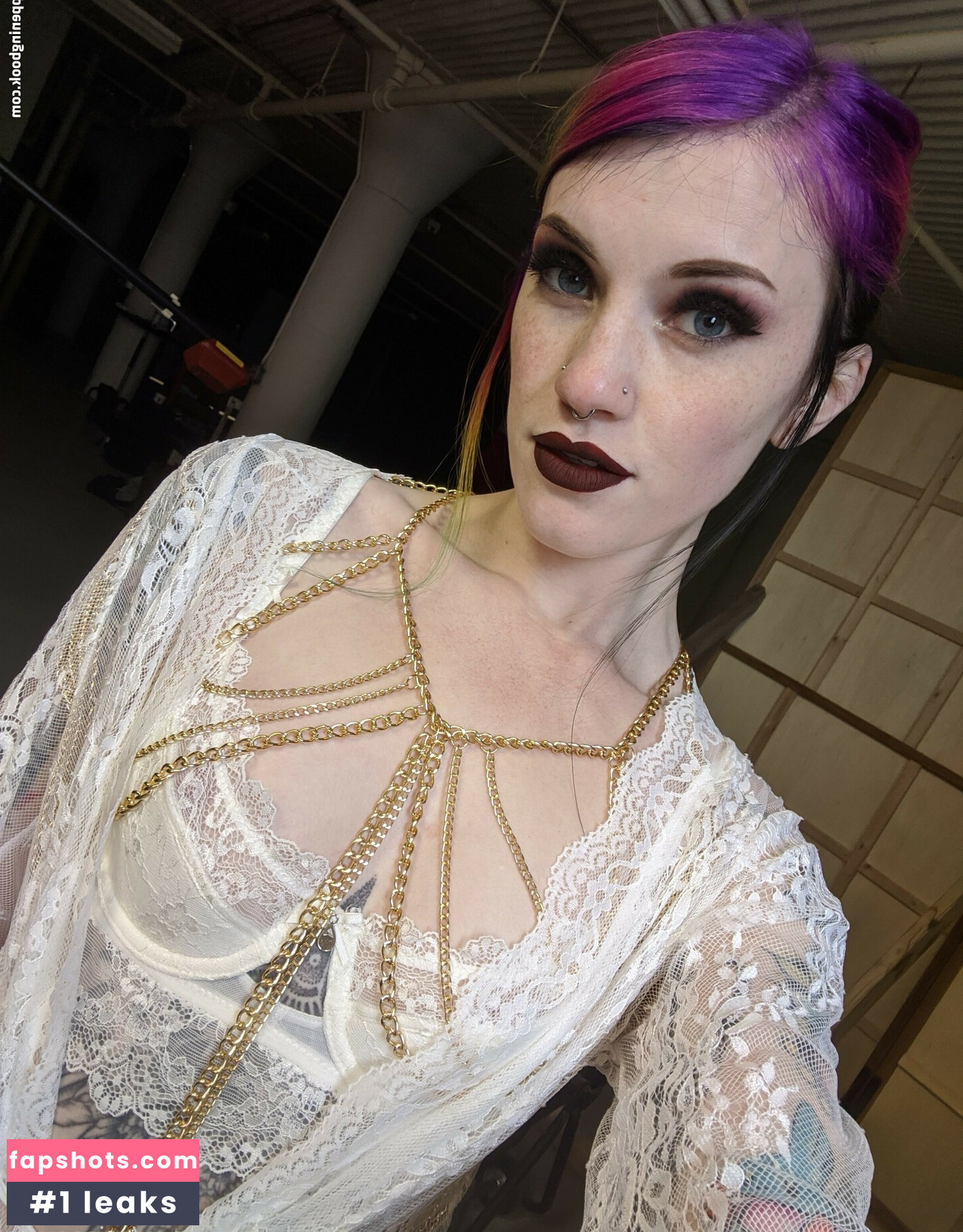 Miss Eydis gallery photo #7