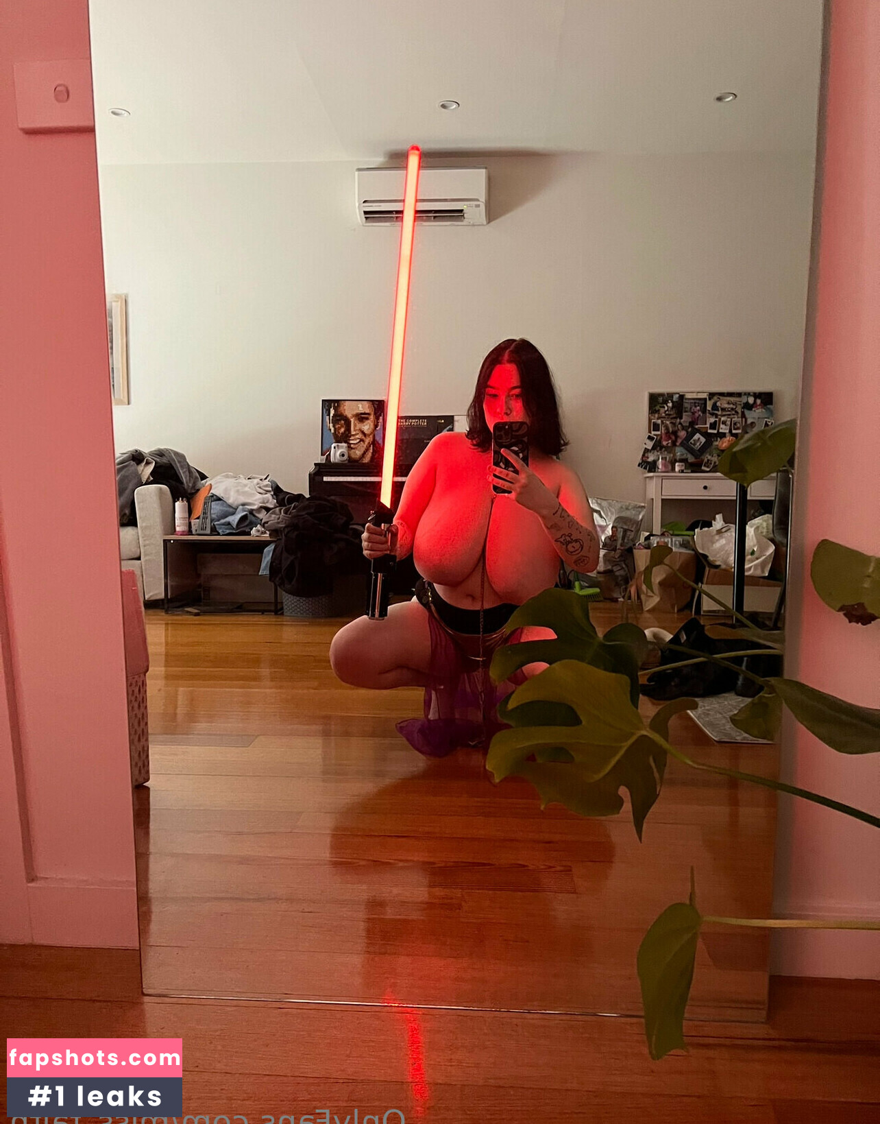 miss_faith gallery photo #11